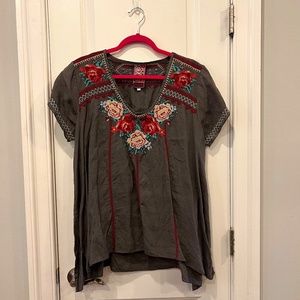 Johnny Was Embroidered Tunic Top Gray Floral